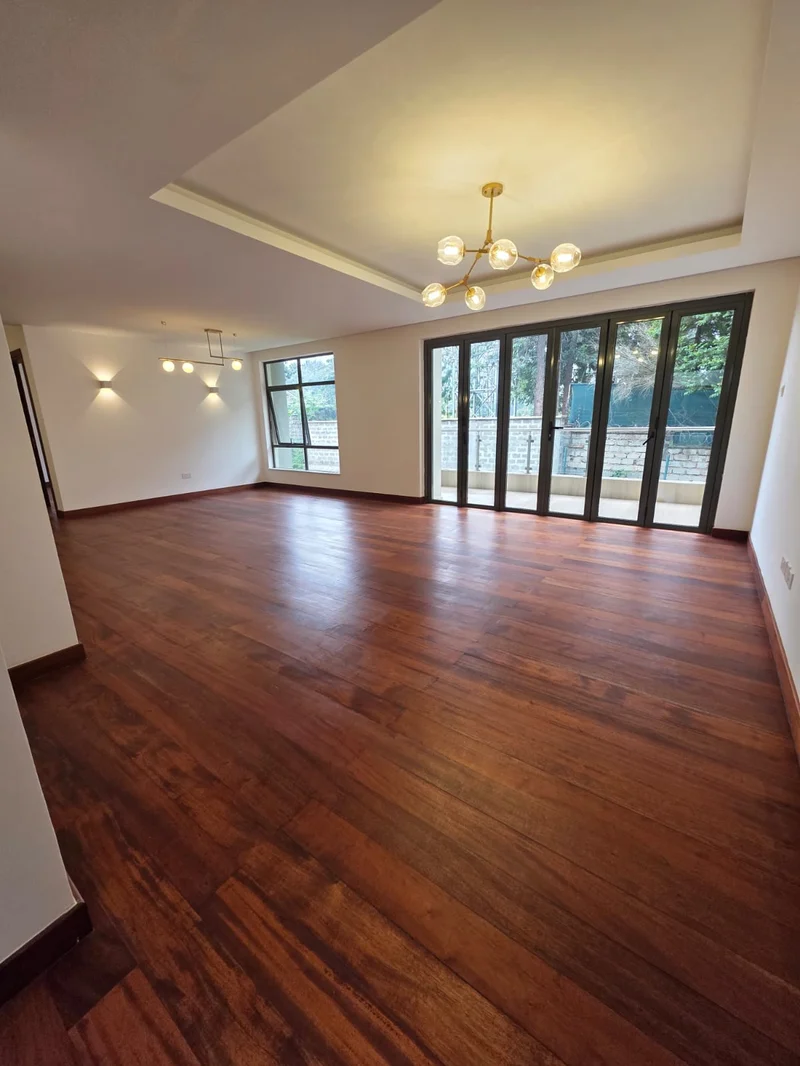 All ensuite 4 bedroom loft near Two Rivers