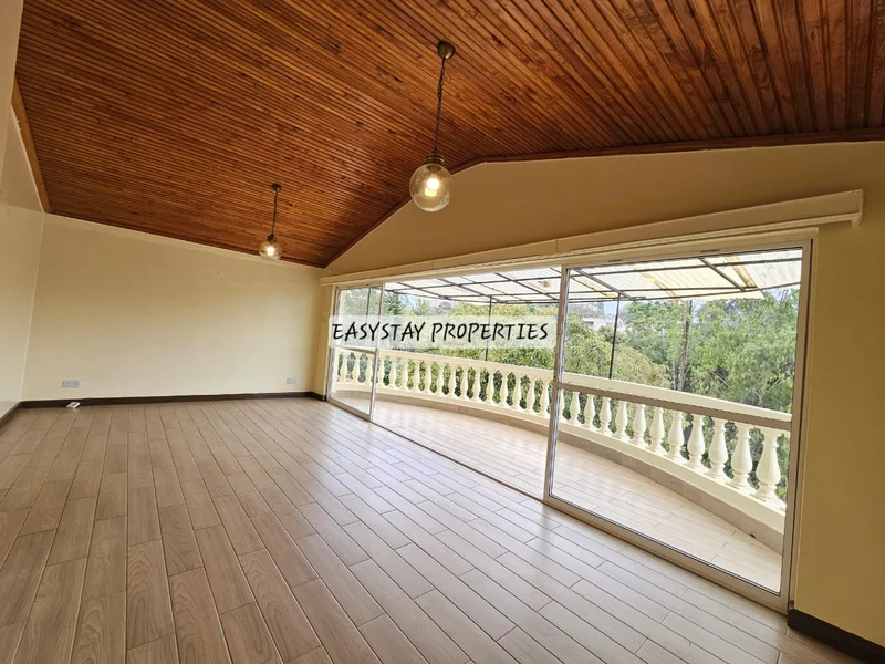 2 Bedroom Penthouse With Garden