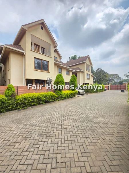 5-bedroom Townhouse for rent in Lavington