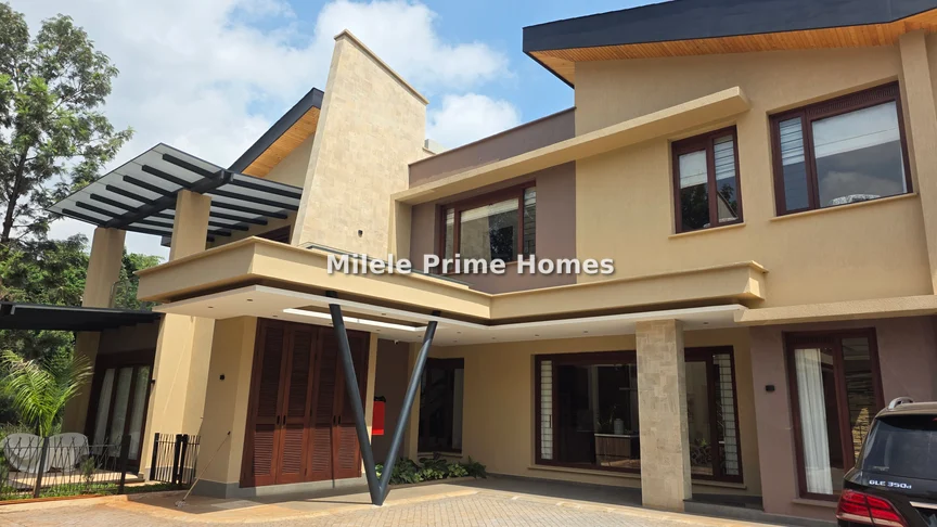 4-bedroom Villa for sale in Runda