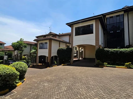 4-bedroom Townhouse for sale in Lavington, Nairobi