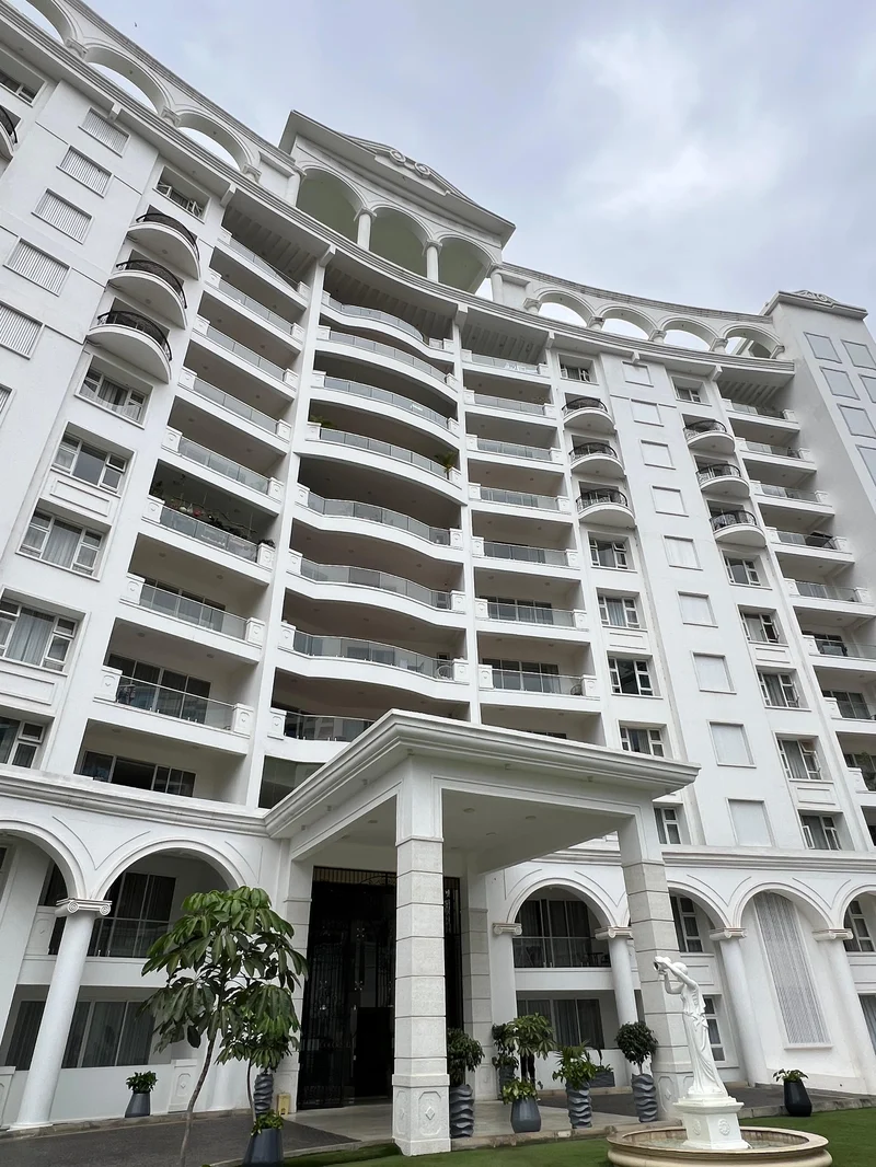 Furnished 2 bedrooms