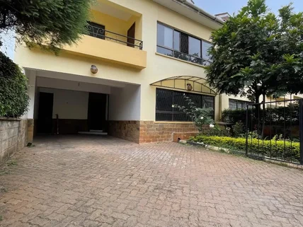 5-bedroom Townhouse for rent in Lavington, Nairobi