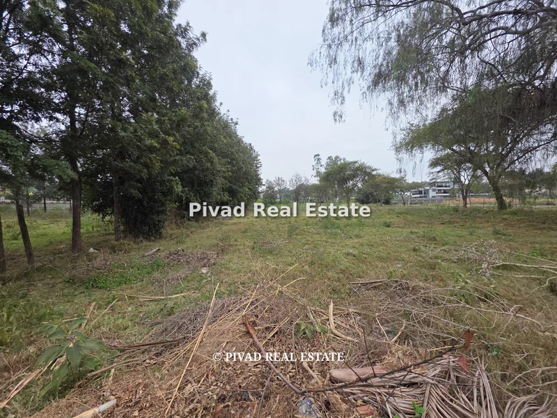 Land for sale in Garden Estate