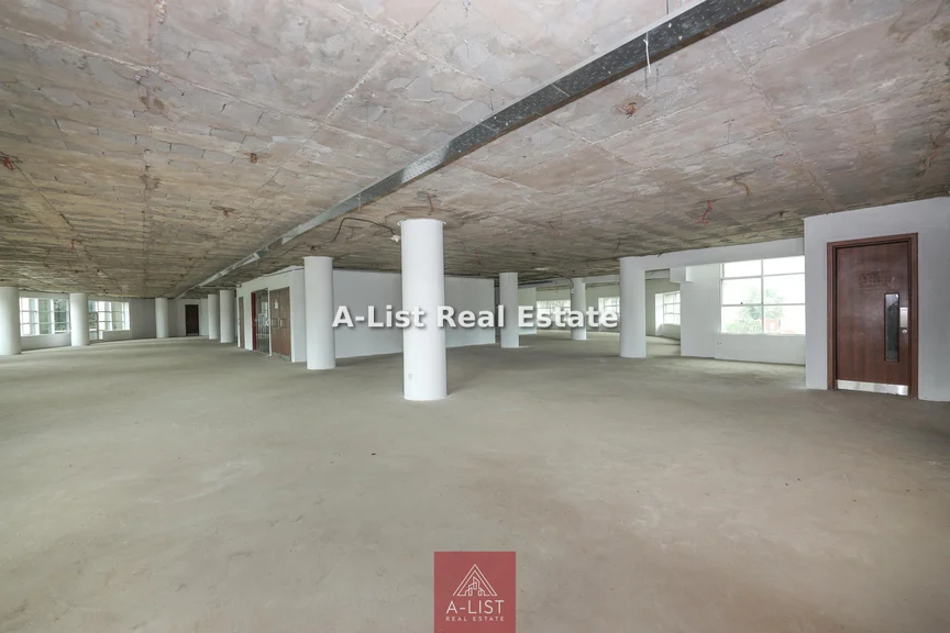 Office for rent in Westlands Area