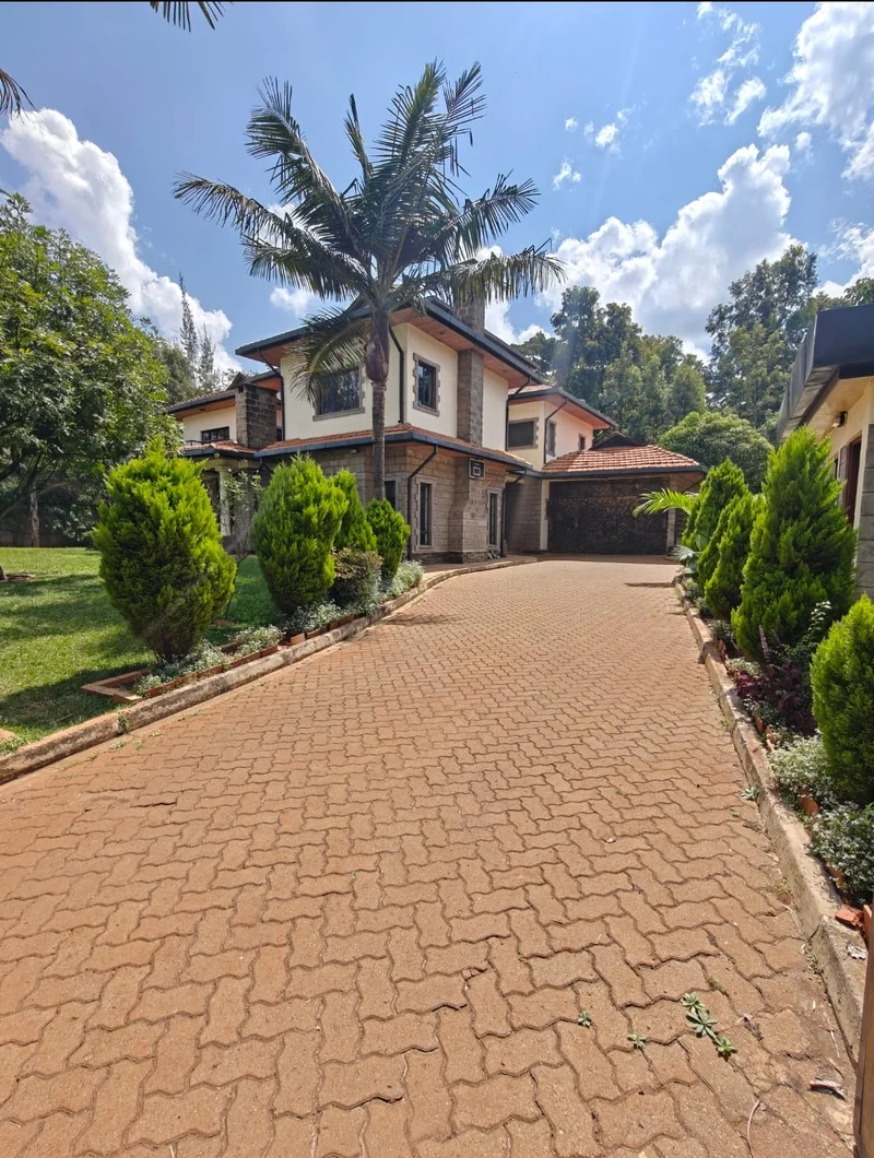 Elegant 4 Bedroom Villa For Sale in Karen