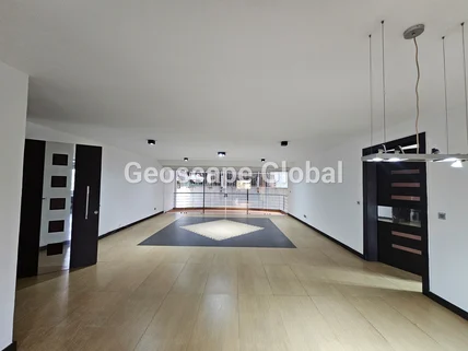 3-bedroom Apartment for rent in Riverside, Westlands
