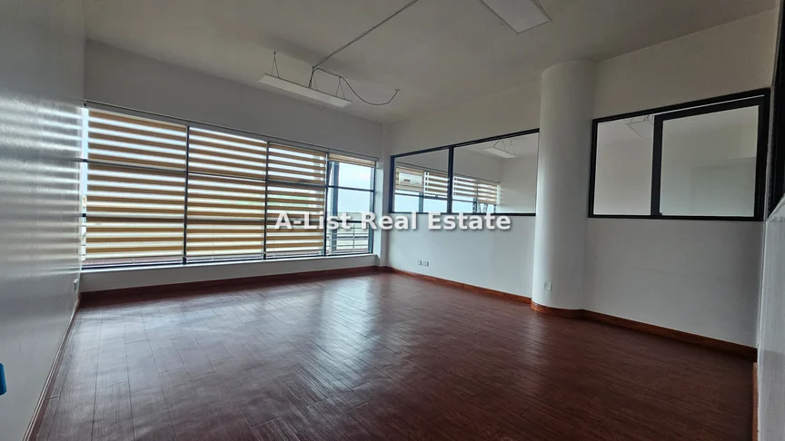 Office for rent in Riverside