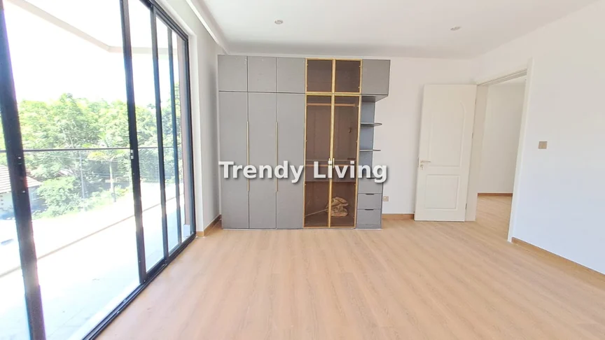 5-bedroom Townhouse for sale in Lavington