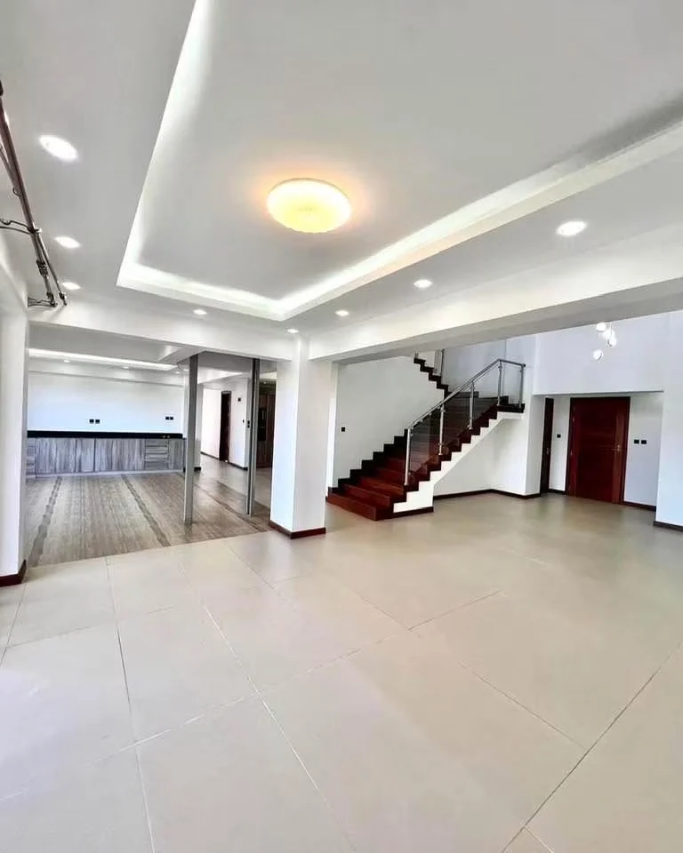 4 bedroom duplex for rent in Westlands, General Mathenge road