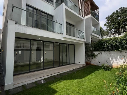 5-bedroom Townhouse for rent in Lavington, Nairobi