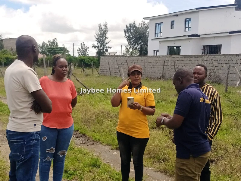 Land for sale in Isinya