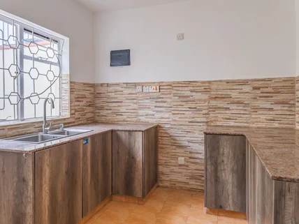 3-bedroom House for sale in Southlands, Nairobi