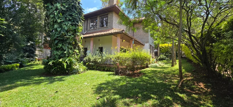 Spring Valley Estate - 4 bedroom townhouse for sale