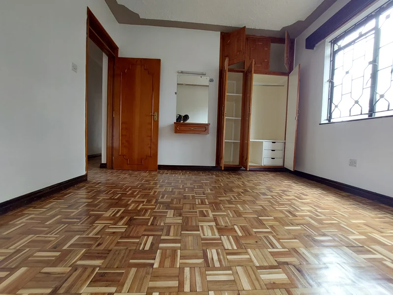 With only 16 units in a compound, we present these executive 3 bedroom apartments in Kileleshwa