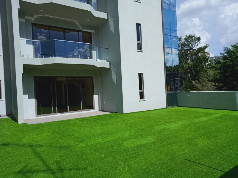 A 2 bedrooms apartment with a private garden