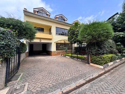 5-bedroom Townhouse for rent in Lavington, Nairobi