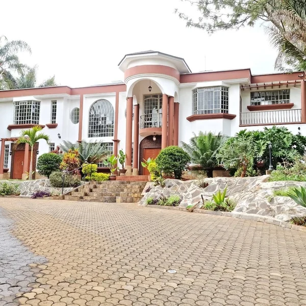 5 bedroom house to let in Nyari
