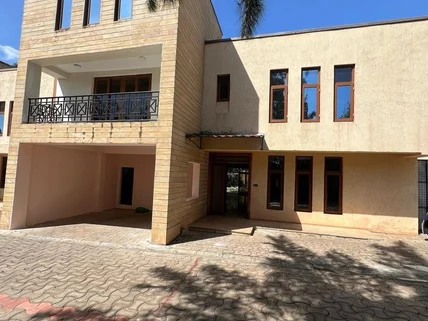 5-bedroom Townhouse for rent in Lavington, Nairobi