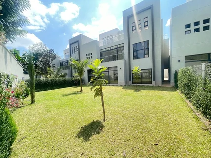 5-bedroom Townhouse for rent in Lavington, Nairobi