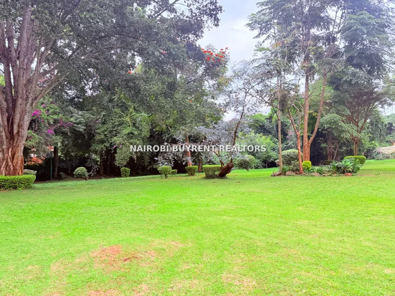 Land for sale in Rosslyn
