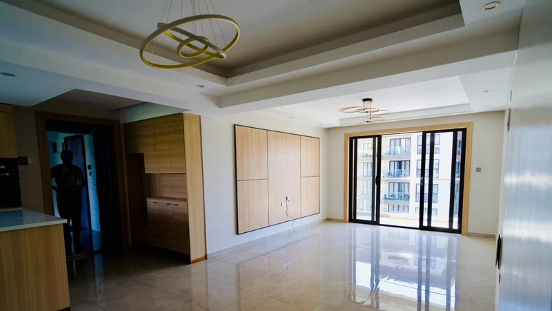Unfurnished 3-Bedroom Apartment All En-Suite + DSQ in Riverside
