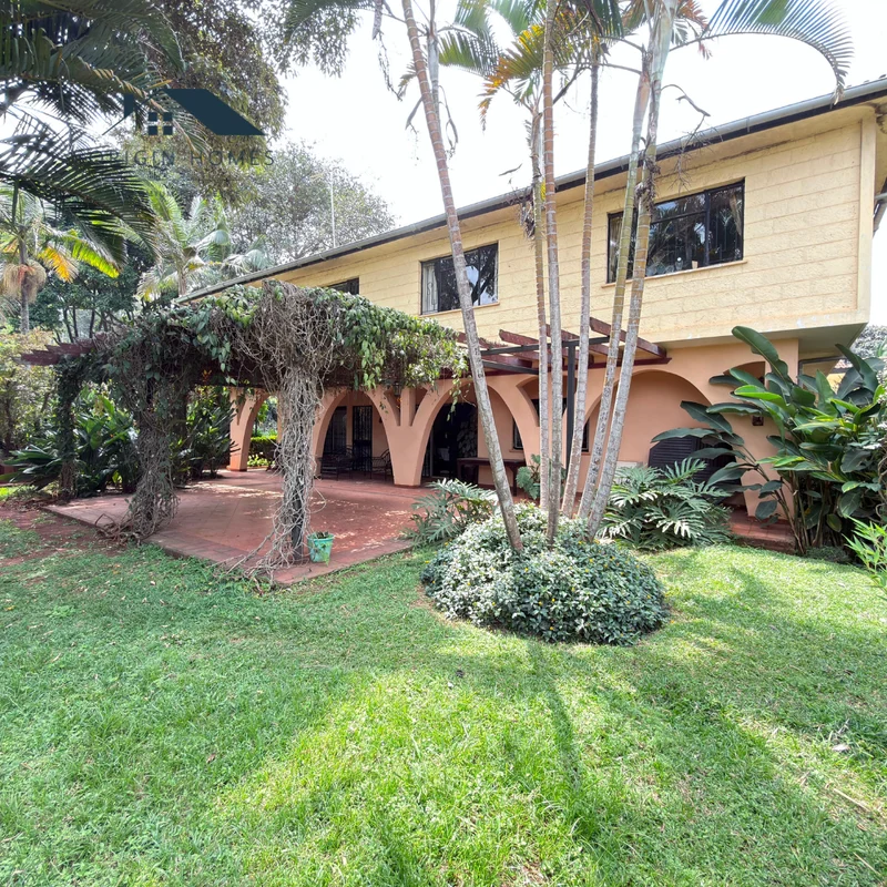 Rustic 4-BEDROOM House + Guest Wing & DSQ For Sale | 0.75 Acre