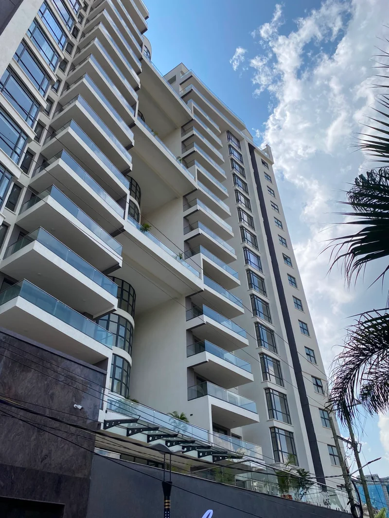 3 Bedrooms Apartment For Sale In Riverside