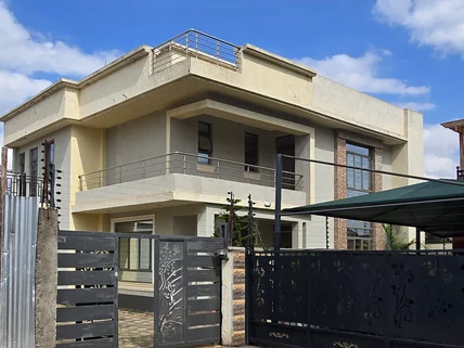 4-bedroom House for sale in Kamakis, Ruiru