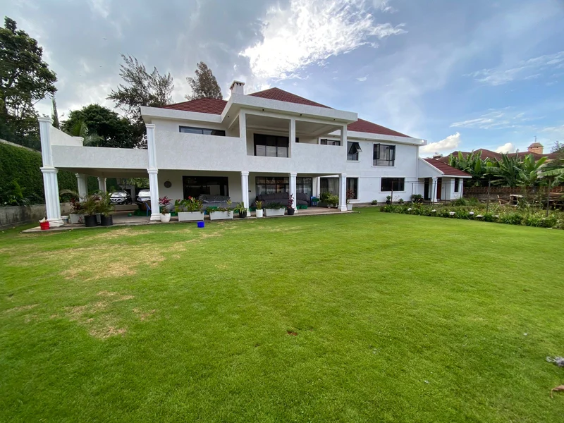 Modern 5 Bedroom House For Sale in Runda