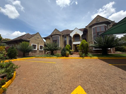 5-bedroom Townhouse for rent in Runda, Westlands