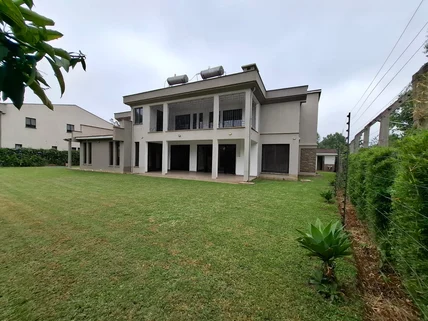 6-bedroom Townhouse for sale in Lavington, Nairobi