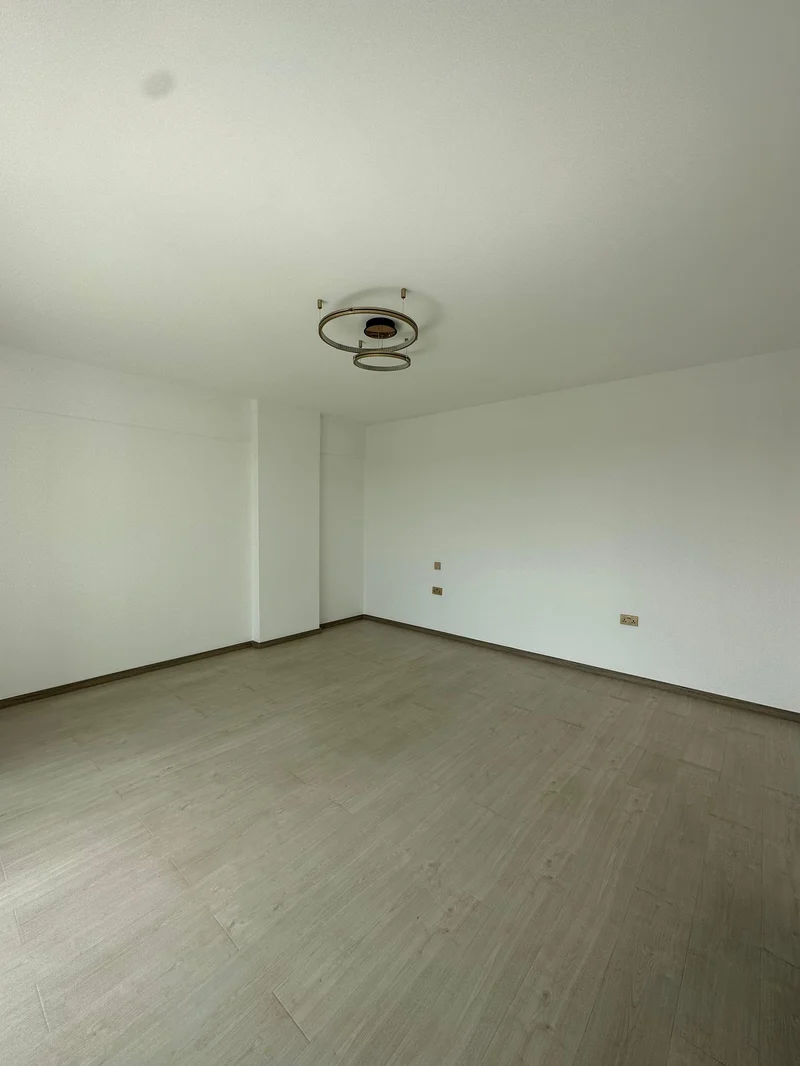 4 Bedroom Apartment For Rent