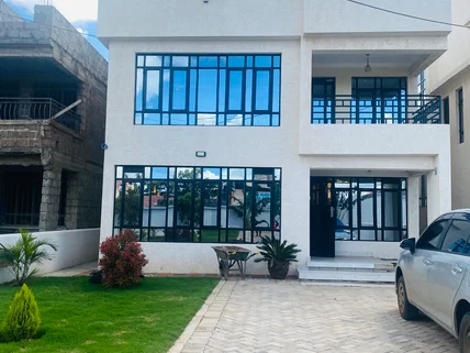5-bedroom Townhouse for sale in Ruiru, Kiambu County