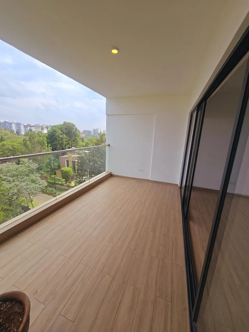 Modern 3 Bedroom Apartment With DSQ For Rent In Lavington
