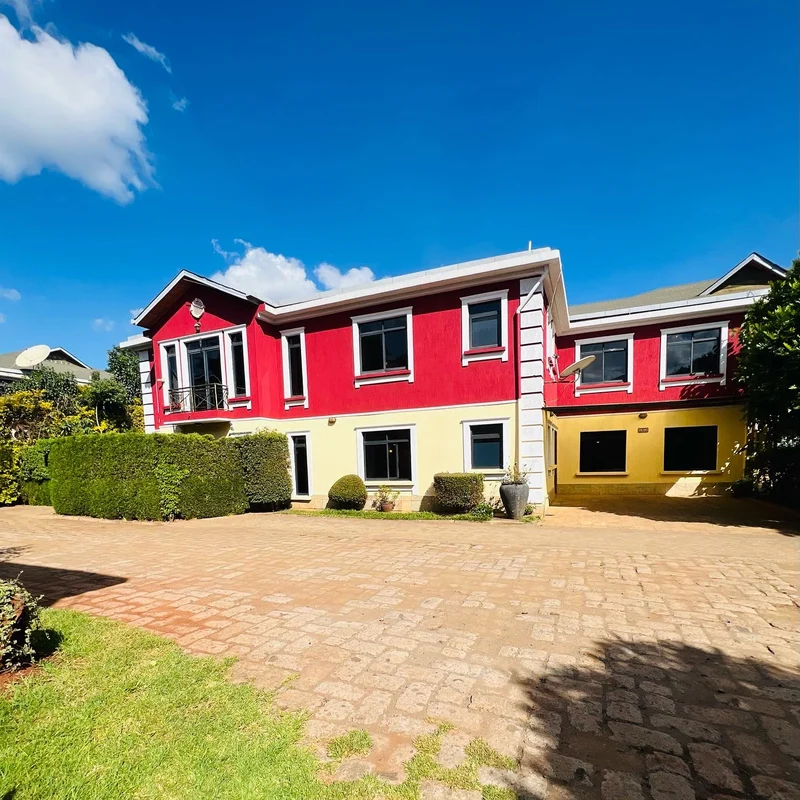 Charming 4 BR Villa For Rent in Lavington
