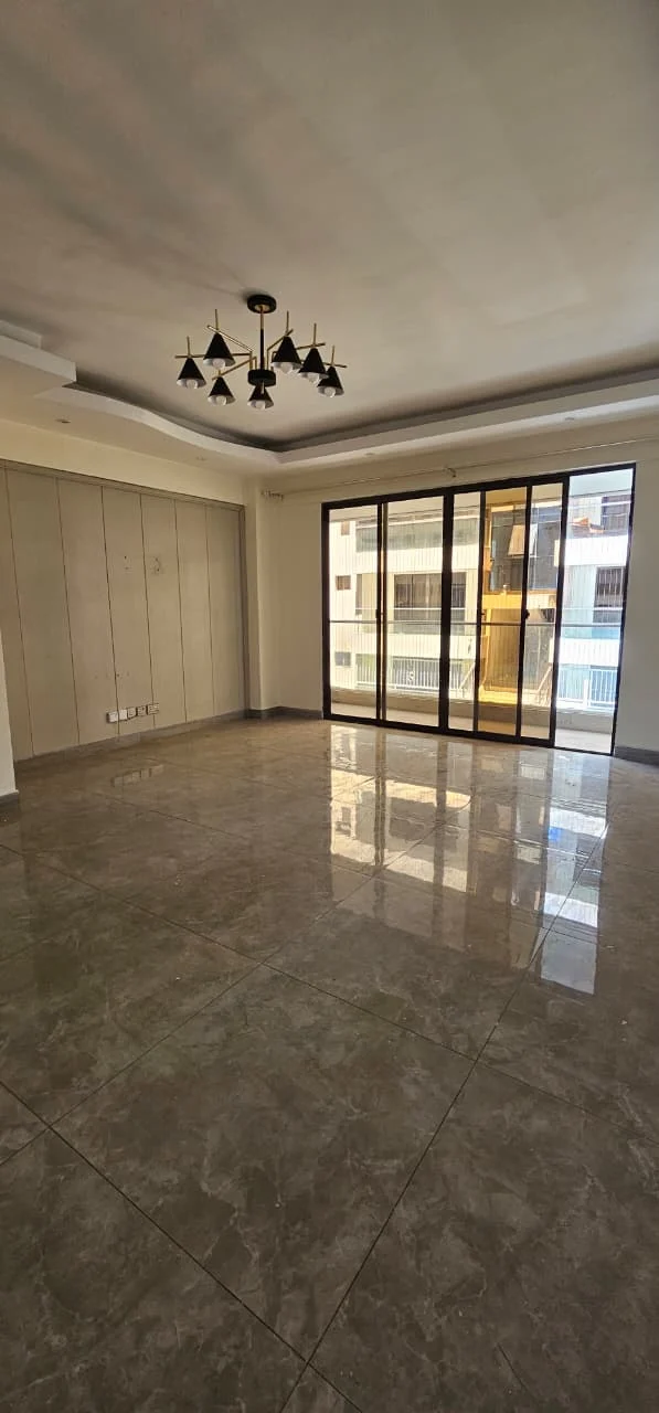 4 bedroom all ensuite with sq to let 150k