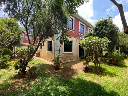5-bedroom Townhouse for sale in Lavington, Nairobi