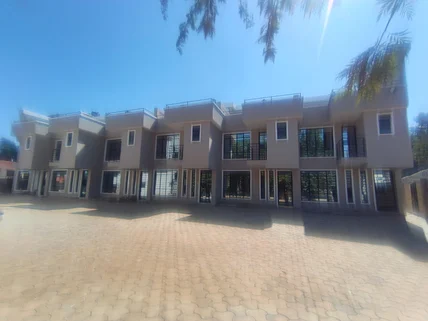 5-bedroom Townhouse for rent in Kikuyu Town, Kikuyu