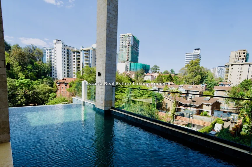 3-bedroom Apartment for sale in Riverside