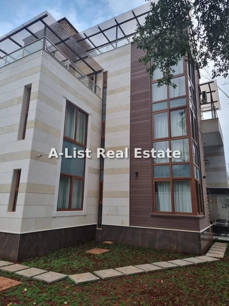 6-bedroom Villa for rent in Lavington