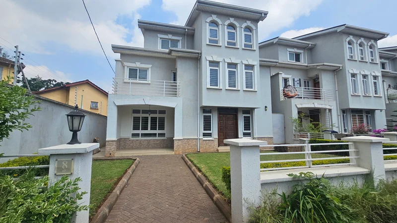 5 Bed Villa With En-Suite For Sale In Lavington