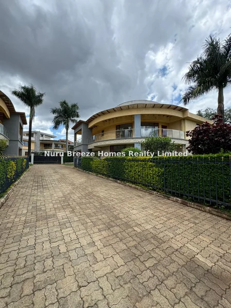 5-bedroom Townhouse for rent in Lavington