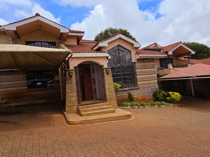 5-bedroom Townhouse for rent in Lavington, Nairobi