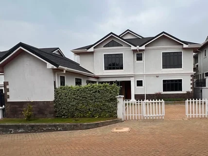 4-bedroom Villa for rent in Runda, Westlands