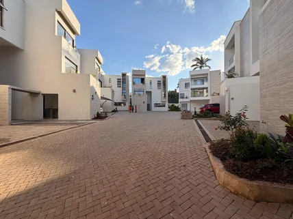 5-bedroom Villa for sale in Lavington, Nairobi