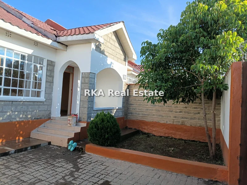 3-bedroom House for sale in Malaa