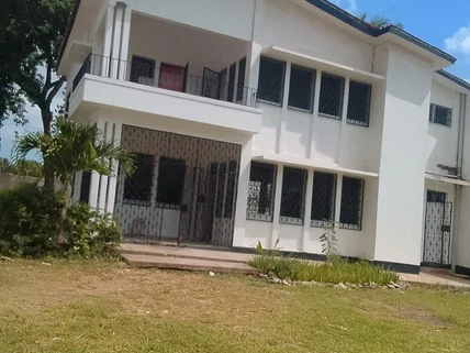 Office for rent in Nyali Area, Nyali