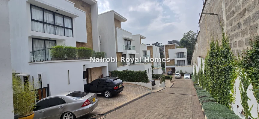 5-bedroom Townhouse for rent in Lavington
