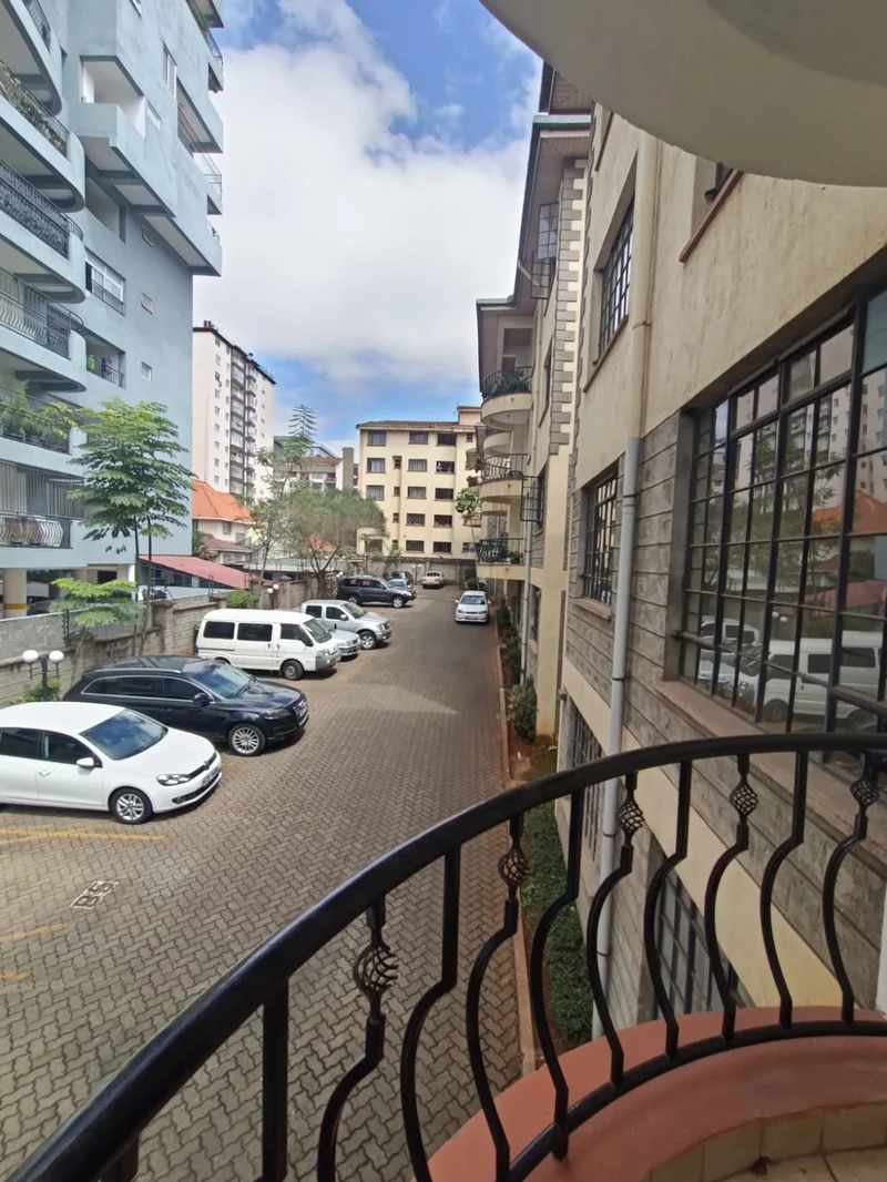 2 bedroom apartment to let in Kilimani at Kes 80,000